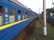 Півтора десятка потягів затримуються через негоду на заході України (список)