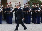 Путин прибыл в Елисейский дворец на переговоры с Олландом