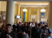 Активисты "Нацкорпуса" атаковали Львовский горсовет