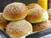 Рецепт от Татьяны Литвиновой: мягкие булочки для бургера