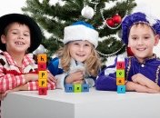 Новогодний досуг: 3 игры для малышей