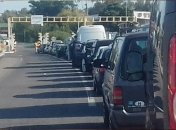 Ситуация на КПП "Тиса": Таможенное оформление прошли уже 44 буса