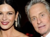 Кэтрин Зета-Джонс тяжело переживает измену Дугласа 