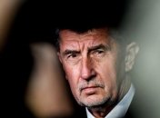 Премьер Чехии назвал сына душевнобольным в ответ на обвинения о похищении 