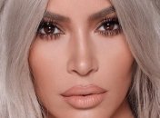 Жить реальной жизнью: Ким Кардашьян объяснила, почему больше не делает селфи 