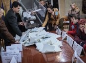 На участках ОИК №30 и №50 пересчитают голоса