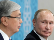 Касим-Жомарт Токаев  і кривавий лідер росії путін