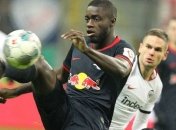 За оборонцем "РБ Лейпциг" Дайо Упамекано "полюють" клуби з Манчестера