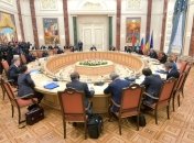 Порошенко: Мы требуем решительных действий, которые принесут Украине мир