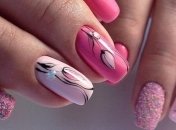 Маникюр 2020: модные идеи розового дизайна с цветами (Фото)