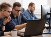 Працівники IT-сфери можуть виїжджати за кордон під час воєнного стану