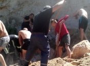 На Харьковщине юноша погиб под завалом песка