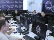 Нацполиция взяла под круглосуточную охрану все избирательные комиссии в Украине