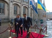 Гройсман встретился с премьером, депутатами и главой МИД Нидерландов