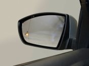 Що означає лінія на бічному дзеркалі