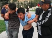Штурм дома экс-президента Киргизии: 15 человек доставлены в больницы