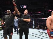 Деррик Льюис - Илир Латифи: результат боя (Видео)