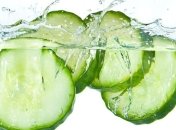 Полезные свойства огуречной воды для красоты и здоровья
