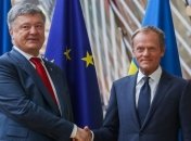 Туск поздравил Порошенко с выходом во 2-й тур выборов