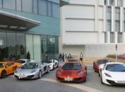 Состоялся 1-й в мире парад McLaren 12C