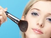 Моделирование лица при помощи румян 