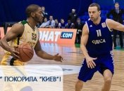 Одесские Акулы отобрали очки у столичных Волков