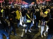 Национальное собрание Франции приняло меры по "желтым жилетам"