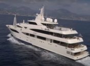 В сети произошла неразбериха с яхтами Медведчука: какую арестовали на самом деле (фото, видео)