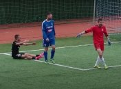 "В семье не без симулянта": в сети возмутились судейством в матче чемпионата Украины (видео)