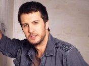 Люк Брайан ударил одного из фанатов на собственном концерте