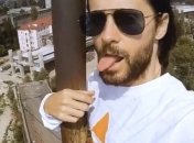 Джаред Лєто на вершині Рибальського мосту в Києві (Відео)