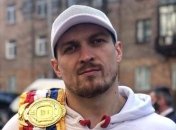 Усик призвал людей не идти в храмы на Пасху