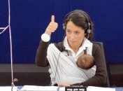 С мамой в парламенте