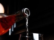 Меры по COVID-19: В Грузии ввели "сухой закон"