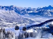 Карпаты засыпало снегом: местами до 80 см