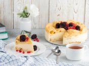 Як еклер - тільки у формі торта