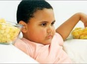 Детское ожирение вызвано финансовыми проблемами в семье