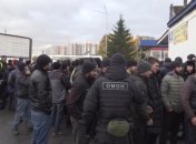 У Росії знайшли нове джерело "м’яса" для армії: мігрантам влаштували облави на Новий рік і не думають зупинятися