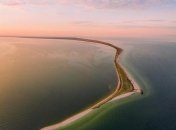 Кинбурнская коса - узкая полоса суши от Кинбурнского полуострова