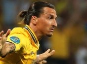 Ибрагимович отличился не только голами, но и бутылкой (Видео)