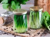 Маринований часник — найкраща закуска до будь-якої страви