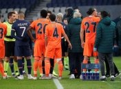 Матч Лиги чемпионов ПСЖ - Истанбул Башахшехир оказался в эпицентре расистского скандала