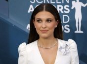 Звезда "Очень странных дел" выступила против расизма, выложив фото с дочерью Анджелины Джоли