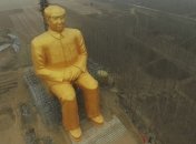 СМИ: В Китае разрушили новую 37-метровую статую Мао Цзэдуна