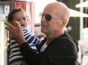 Звездные родители: Брюс Уиллис с беременной женой (ФОТО)