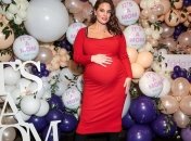 Модель плюс-сайз Эшли Грэм снялась в новой фотосессии