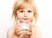Сколько молока нужно пить детям?