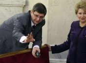 "УДАР" требует найти виновных в пожаре в Гостином дворе