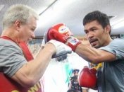 Пакьяо намерен перехватить соперника у Ломаченко