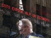 Центробанк Австралии понизил ставку до рекордного минимума 